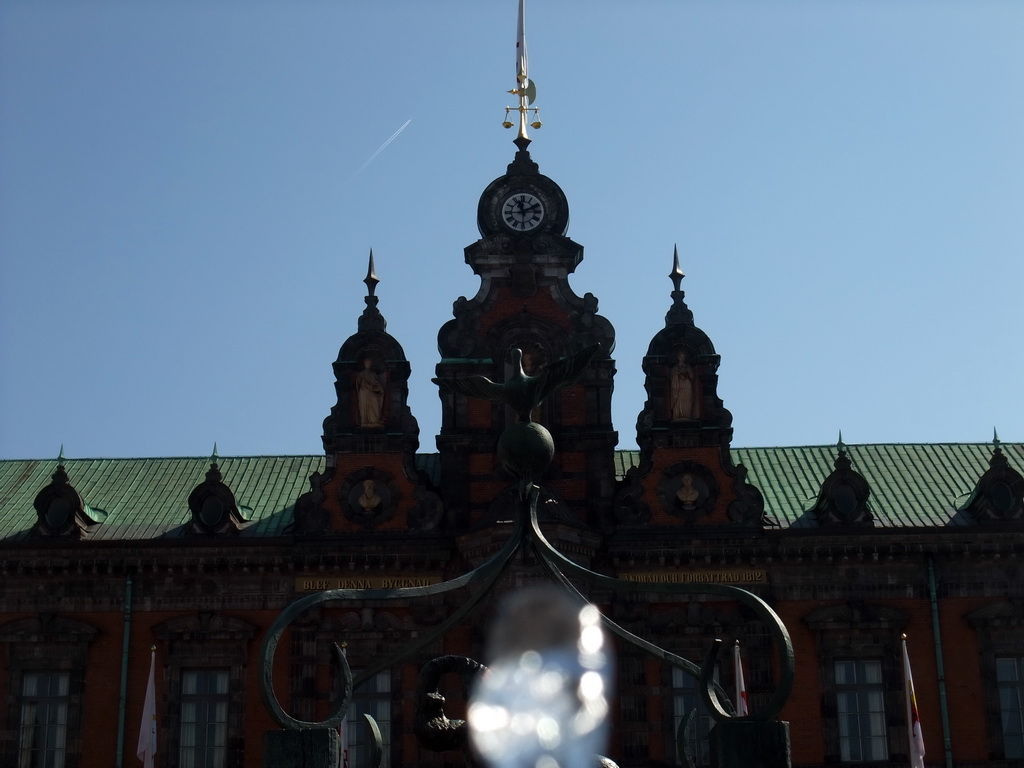 Fountain and facade of Malmö Town Hall