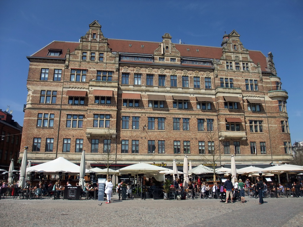 Restaurants with terraces on the north side of Lilla Torg square