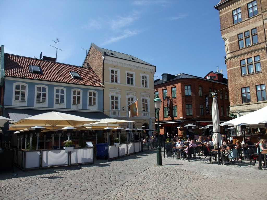 Restaurants with terraces on the northwest side of Lilla Torg square