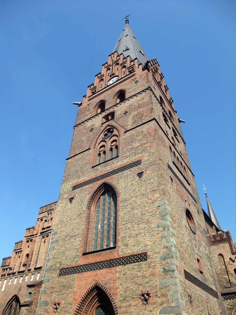 Front and tower of the Sankt Petri Kyrka church