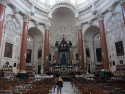 Miaomiao at the Carmelite Church at Valletta