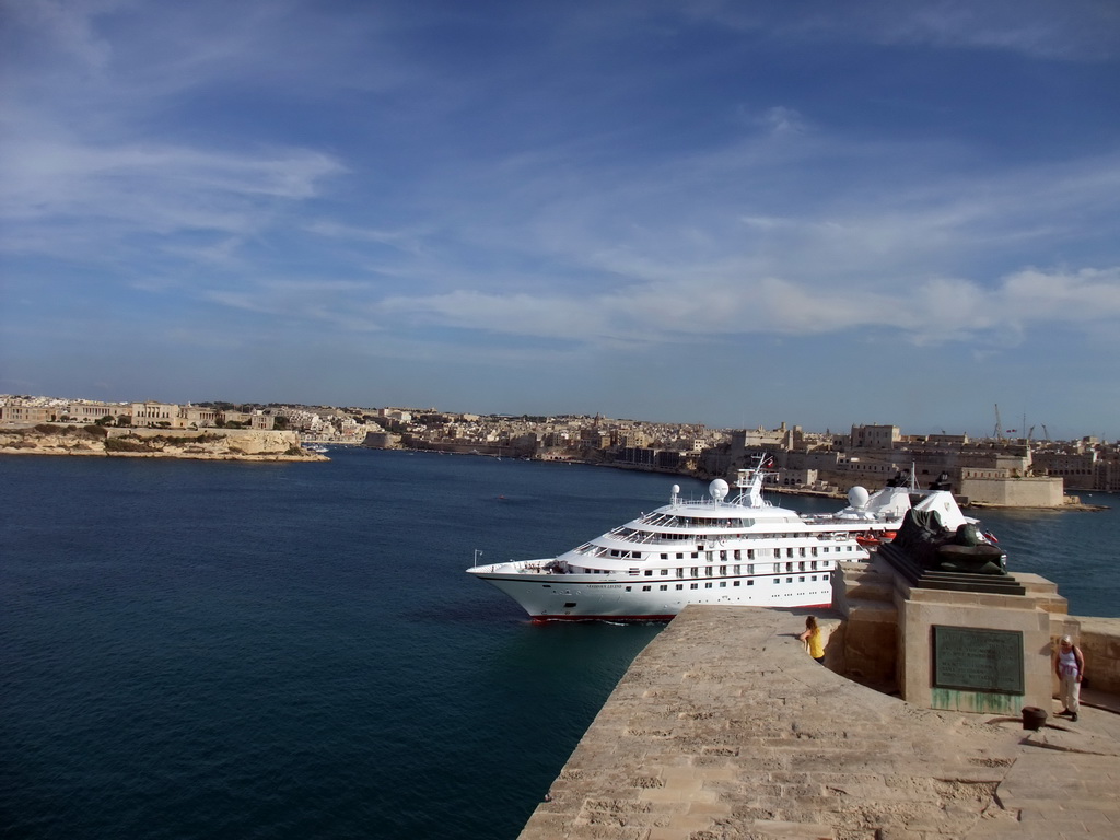 Yacht in the Grand Harbour, Villa Bighi at the town of Kalkara, Fort St. Angelo, the town of Birgu and the World War II Memorial at the Siege Bell Monument at Valletta