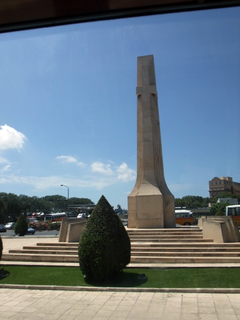 War Memorial at Floriana, viewed from the bus from Valletta to Qrendi