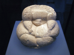 malta_1_387 - 251 kb - 1024x768 - Small statue of Magna Mater, in the Hagar Qim Temples Museum Small statue of Magna Mater, in the Hagar Qim Temples Museum