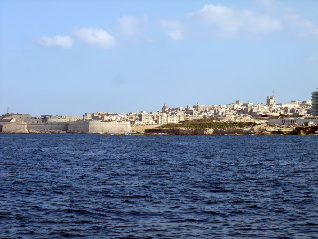 Valletta with Fort Saint Elmo and Sliema with Fort Tigné at the Tigné Point, viewed from the Luzzu Cruises tour boat from Comino to Malta