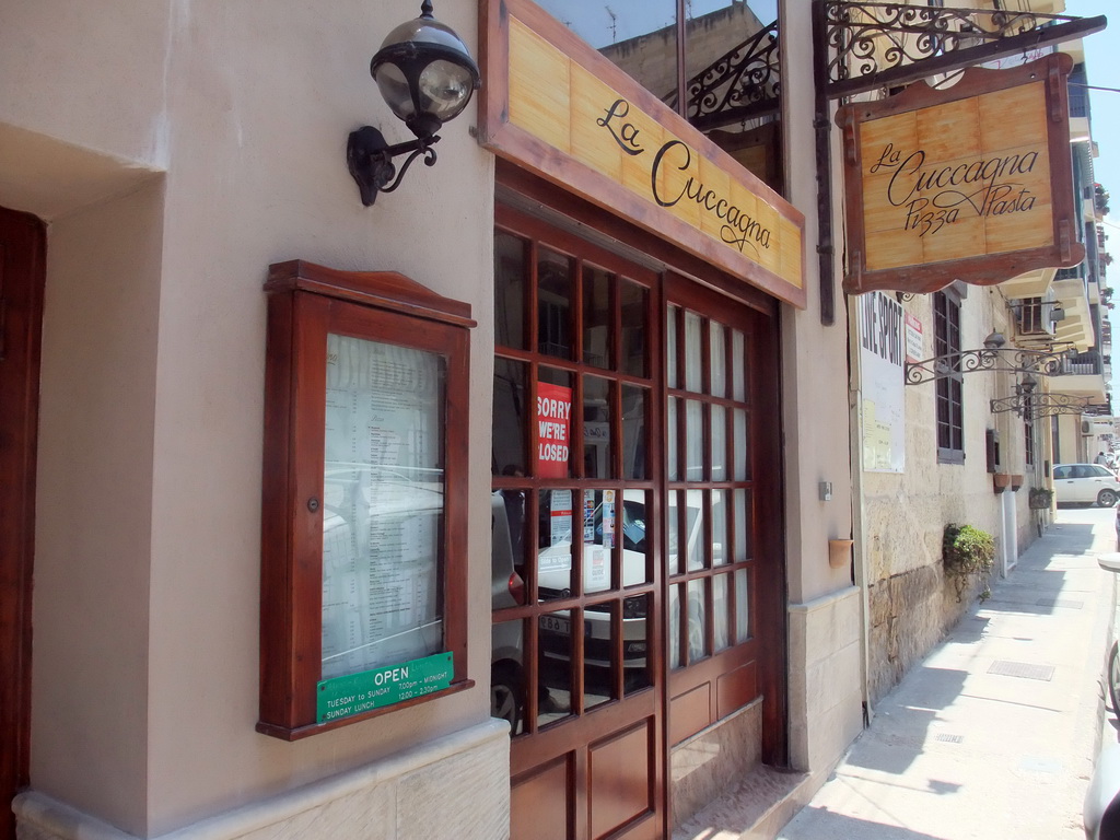 Front of our lunch restaurant `La Cuccagna` at the Triq Amery street at Sliema