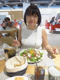 Miaomiao having lunch at the Galeries Lafayette Marseille shopping mall