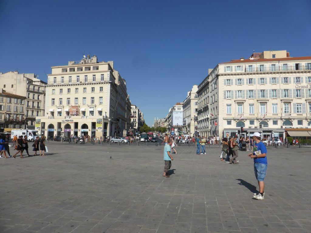 The Quai des Belges street and the La Canebière street