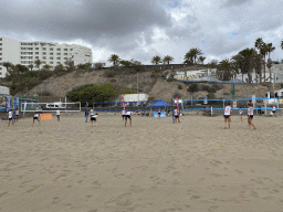 People playing beach volley at the Playa del Inglés beach