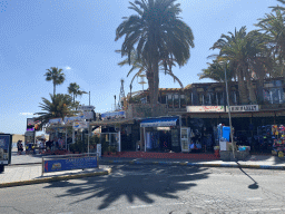 Shops at the Calle Oceanía street