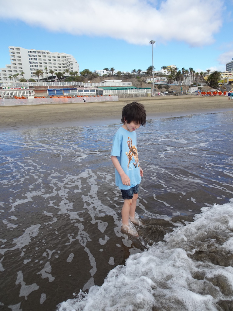 Max at the Playa del Inglés beach