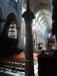 Choir, nave and organ of St. Rumbold`s Cathedral, viewed from the north side of the ambulatory