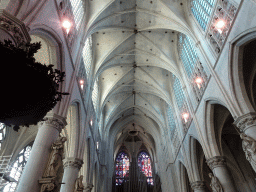 Nave and organ of St. Rumbold`s Cathedral