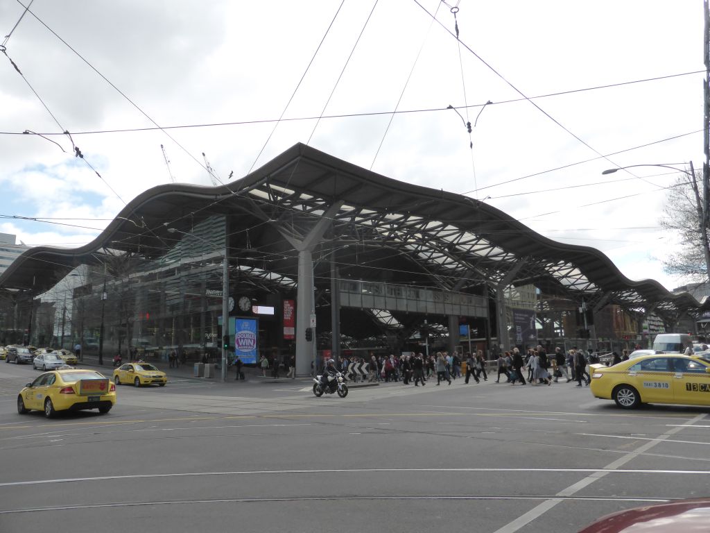 Front of the Southern Cross Railway Station at the crossing of Spencer Street and Collins Street