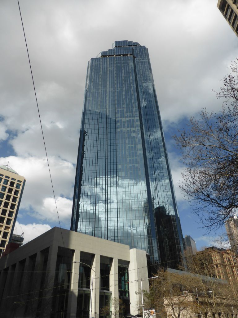 The Rialto Towers at the crossing of King Street and Collins Street