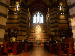 Choir, apse, altar and pulpit of St. Paul`s Cathedral