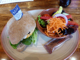 Lunch at the Nando`s restaurant at Flinders Street