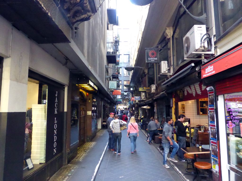 Shops and restaurants at Centre Place