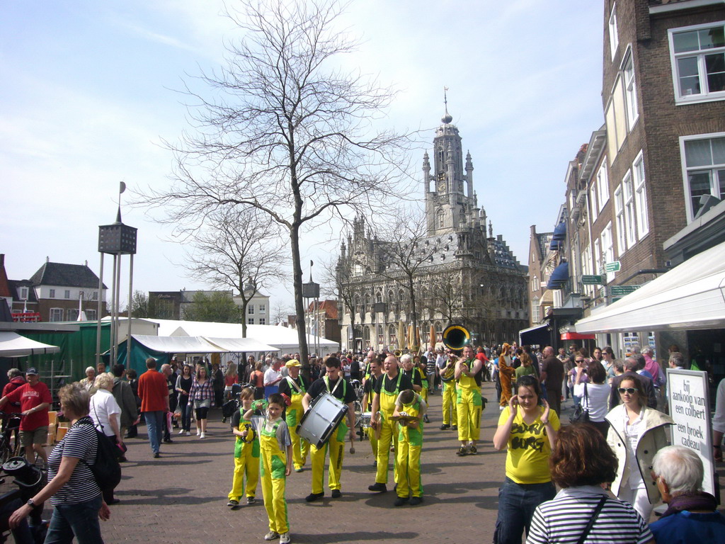 Fanfare orchestra at the Markt square, with the City Hall of Middelburg