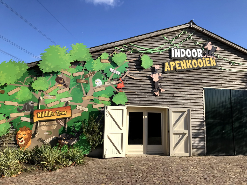 Front of the Indoor Apenkooien hall at the Evenementenplein square at the Dierenrijk zoo