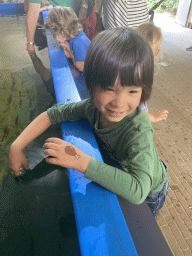 Max with Doctor Fish at the Dierenrijk zoo