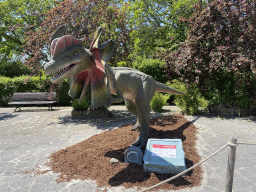 Dilophosaurus statue in front of the Dierenrijk zoo at the Heiderschoor street, with explanation