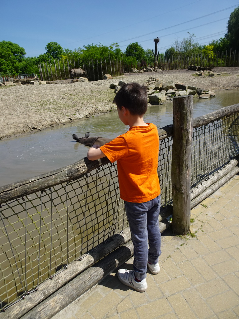 Max with an Indian Rhinoceros at the Dierenrijk zoo