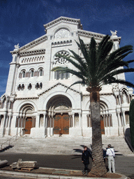 Miaomiao at the front of the Saint Nicholas Cathedral