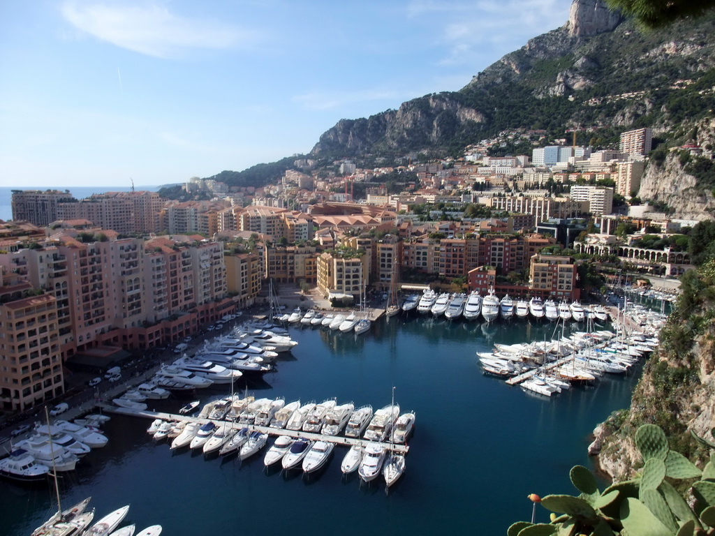 The harbour of Fontvieille and the Stade Louis II, viewed from the Ruelle Sainte-Barbe alley