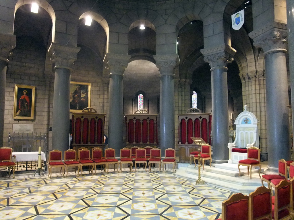 Choir of the Saint Nicholas Cathedral