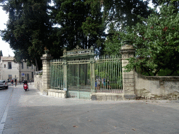 South gate of the Jardin des Plantes gardens at the Rue du Faubourg Saint-Jaumes street