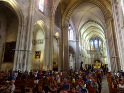 Nave, apse and main altar of the Montpellier Cathedral