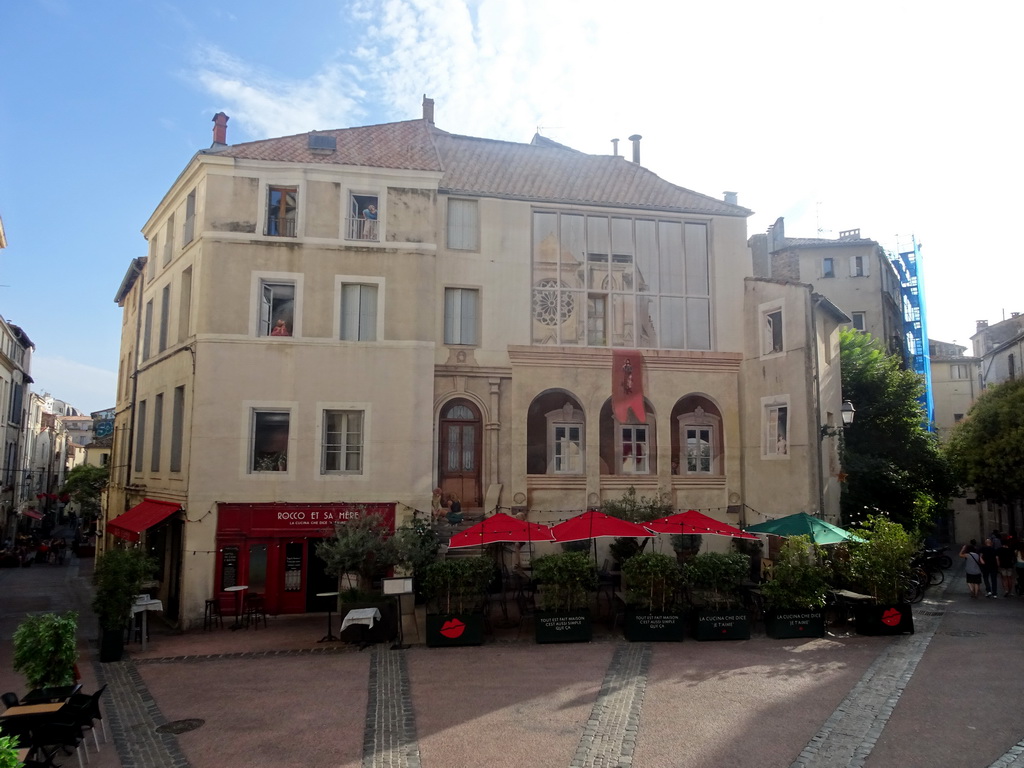 Front of a restaurant at the Place Saint-Roch square