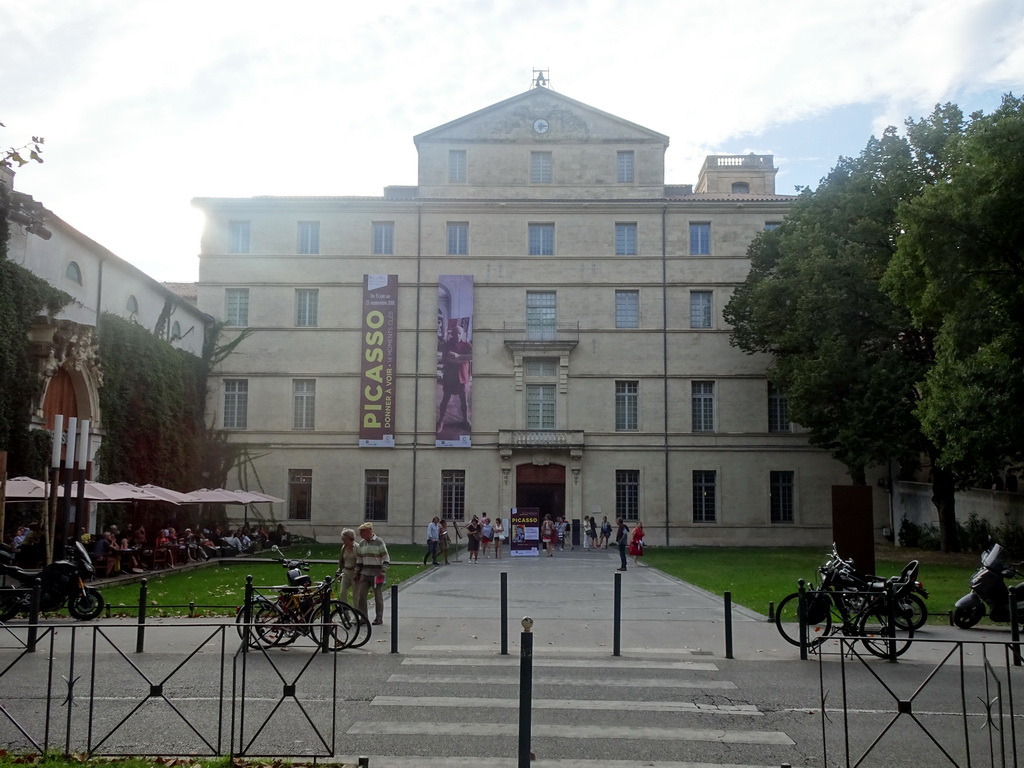Front of the Musée Fabre museum at the Boulevard Bonnes Nouvelles