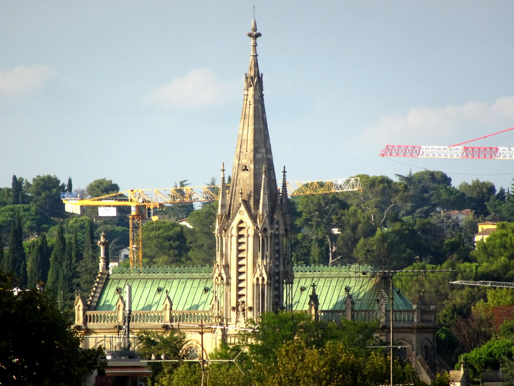The Église Saint-François de la Pierre-Rouge church, viewed from the Allée du Saint-Esprit street