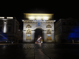 Back side of the Porte du Peyrou arch at the Rue Foch street, by night