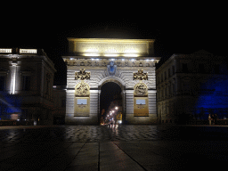 Back side of the Porte du Peyrou arch at the Rue Foch street, by night