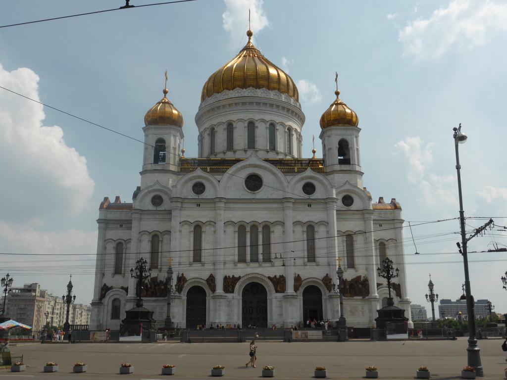 Front of the Cathedral of Christ the Saviour at the Volkhonka street