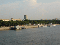 Tour boats in Moskva river, viewed from the Krymskiy bridge