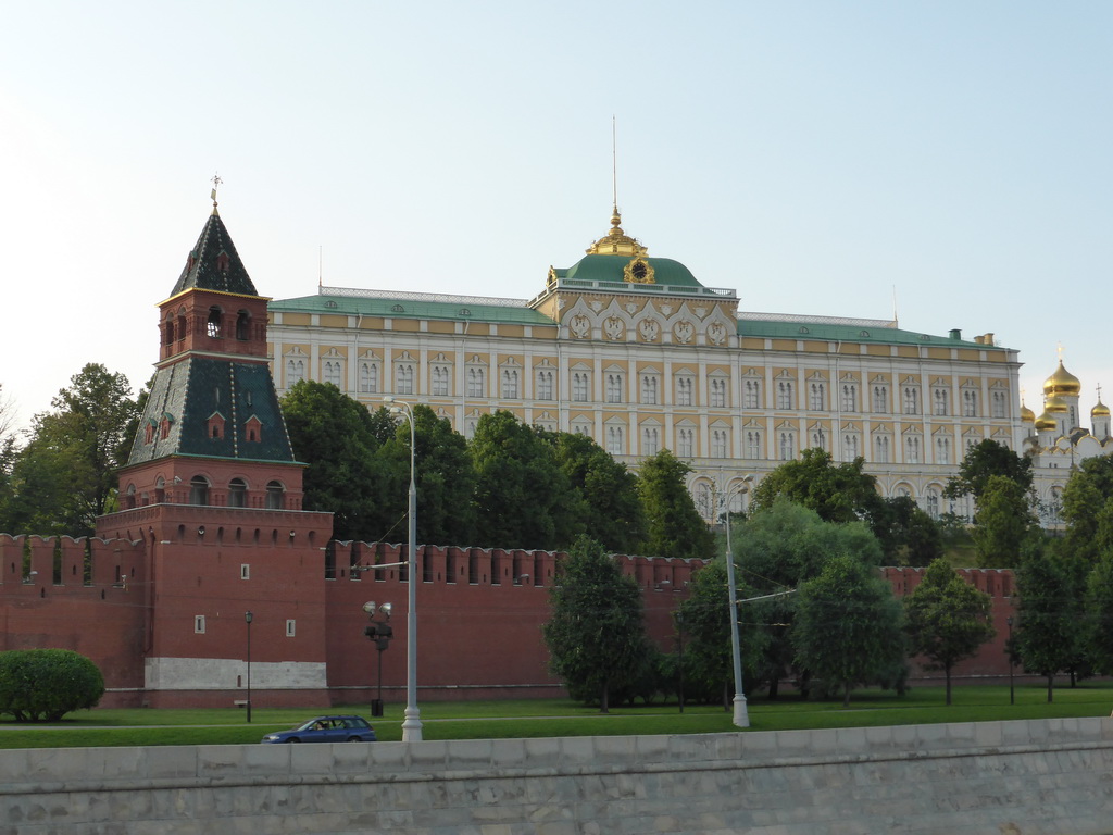 The Grand Kremlin Palace and the Cathedral of the Annunciation at the Moscow Kremlin, viewed from the tour boat on the Moskva river