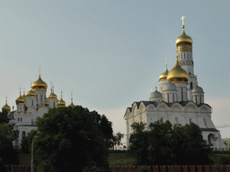 The Cathedral of the Annunciation and the Cathedral of the Archangel Michael at the Moscow Kremlin, viewed from the tour boat on the Moskva river