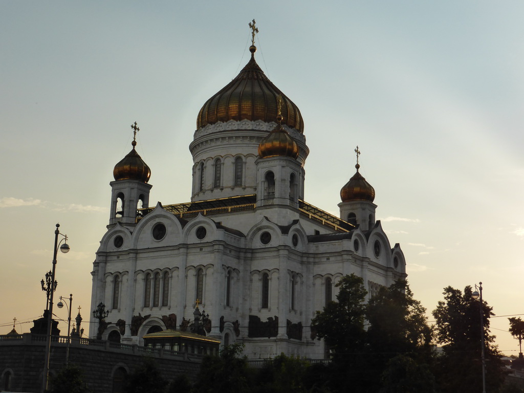 The Cathedral of Christ the Saviour, viewed from the tour boat on the Moskva river