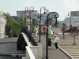 The Luzhkov Bridge over the Vodootvodny Canal with a wedding party, viewed from the sightseeing bus