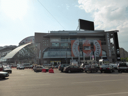 Front of the Yevropeysky Trade and Entertainment Centre at the Kiyevskogo Vokzala Square