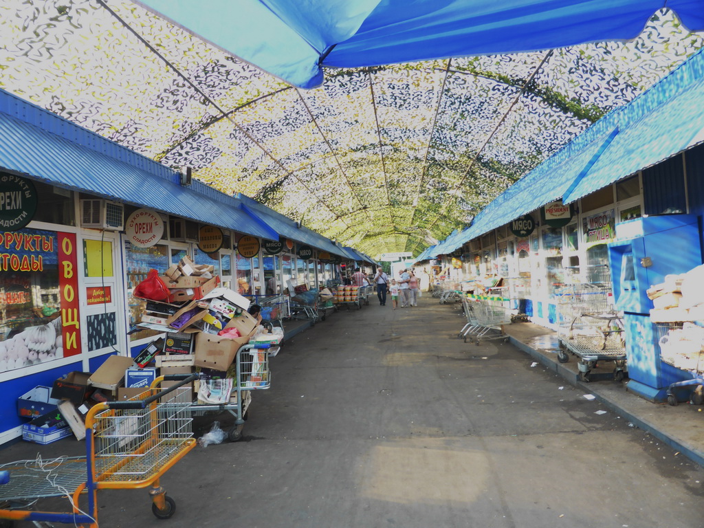 Covered street with market stalls at the Dorogomilovskiy Market
