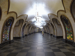 Hallway inbetween the platforms of the Novoslobodskaya subway station