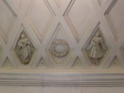 Reliefs at the ceiling of the hallway inbetween the platforms of the Teatralnaya subway station