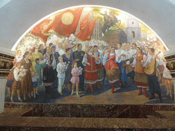 Painting at the hallway inbetween the platforms of the Kievskaya subway station