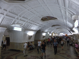 Hallway inbetween the platforms of the Belorusskaya subway station