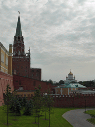 Extension to the Moscow Kremlin in front of the Trinity Tower and the Cathedral of Christ the Saviour, viewed from the top of the Ruined Grotto at the Alexander Garden